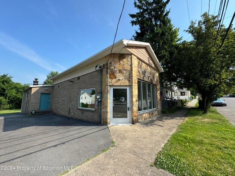 More Photos Of 1365 Wyoming Ave, Scranton Freestanding For Sale