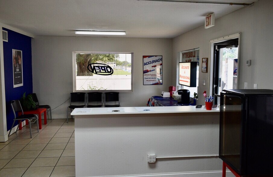 More Photos Of 2135 S 78th St, Tampa Office Residential For Sale