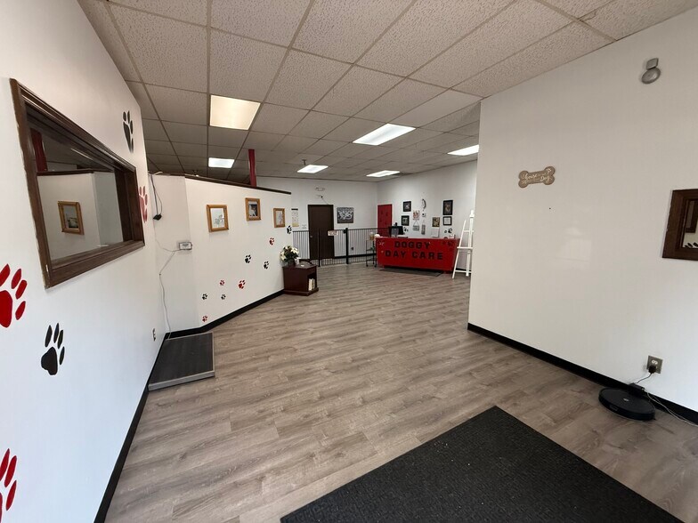 More Photos Of 323 N Mathewson St, Wichita Freestanding For Sale