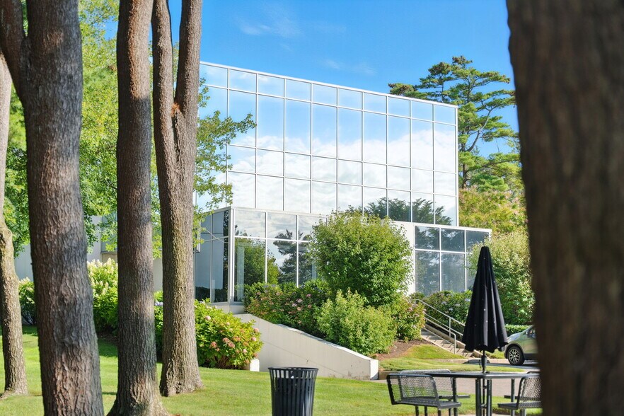 More Photos Of 700 Veterans Memorial Hwy, Hauppauge Unknown For Lease