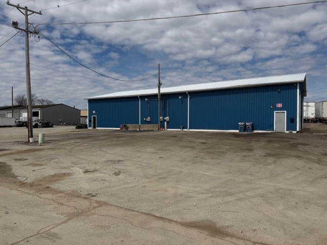 More Photos Of 11116-11118 W 189th Pl, Mokena Warehouse For Lease