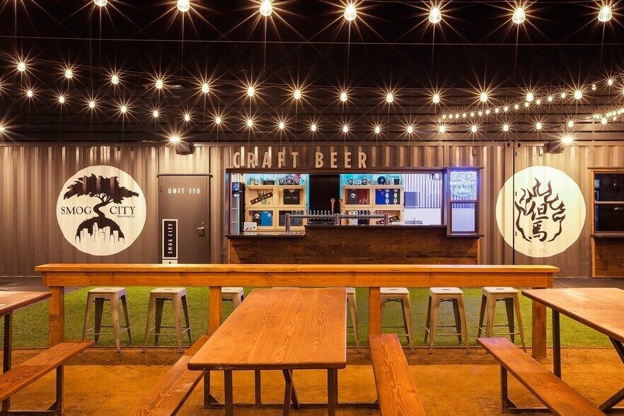 More Photos Of 3768 Long Beach Blvd, Long Beach Restaurant For Lease