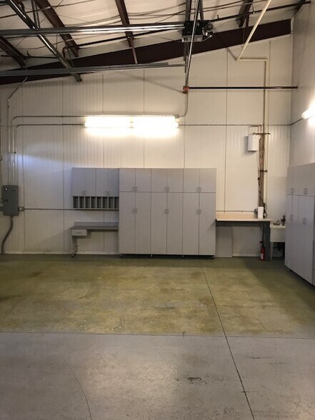 More Photos Of 3656 Stagecoach Rd, Longmont Warehouse For Lease