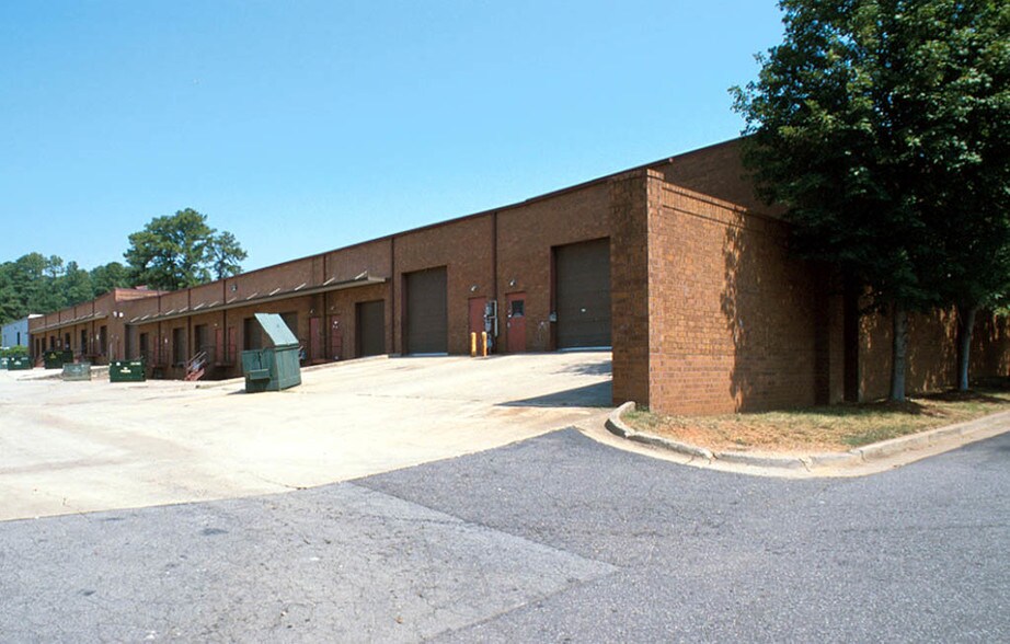 More Photos Of 3065 McCall Dr, Doraville Unknown For Lease