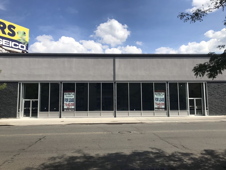 Primary Photo Of 556 River Ave, Bronx Storefront Retail Office For Lease