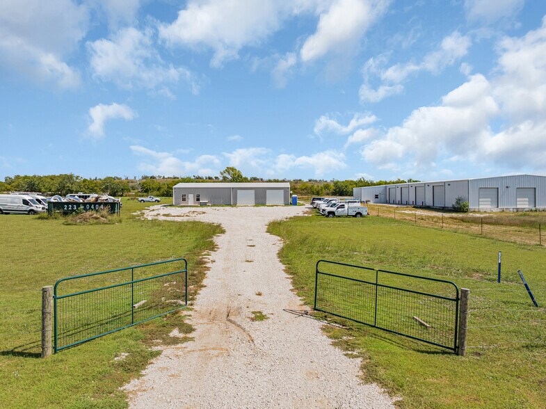 More Photos Of 1430 US Highway 77, Ardmore Self Storage For Sale