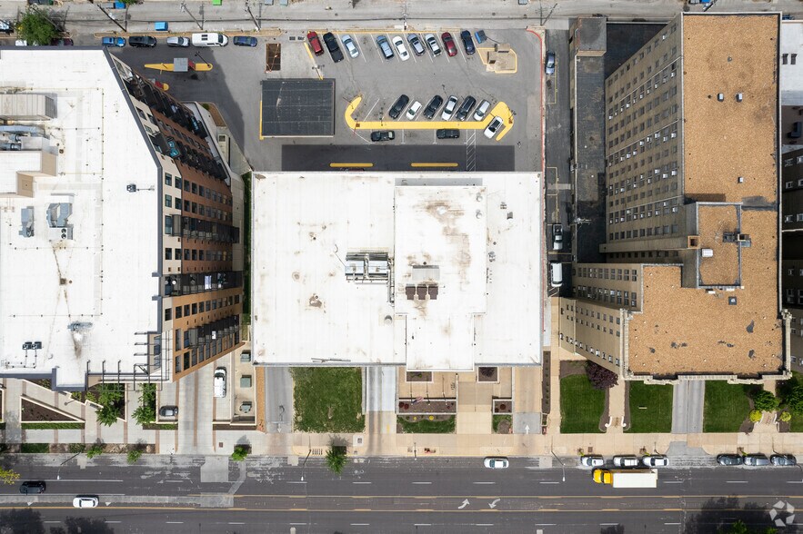 More Photos Of 4625 Lindell Blvd, Saint Louis Office For Sale