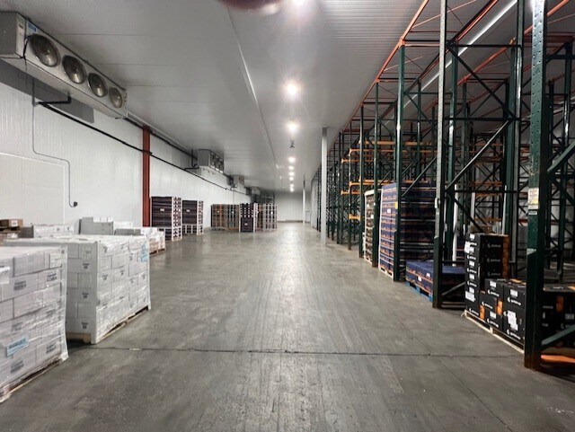 More Photos Of 1205-1321 Wholesale St, Los Angeles Warehouse For Lease