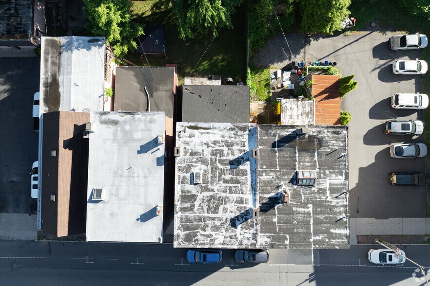 More Photos Of 458 Broadway, Kingston Storefront Retail Residential For Sale