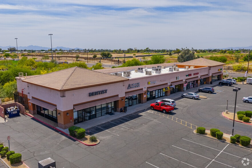 More Photos Of 1825-1855 W Greenway Rd, Phoenix Freestanding For Lease
