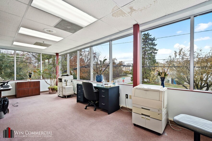 More Photos Of 3521 Whiskey Bottom Rd, Laurel Auto Repair For Sale