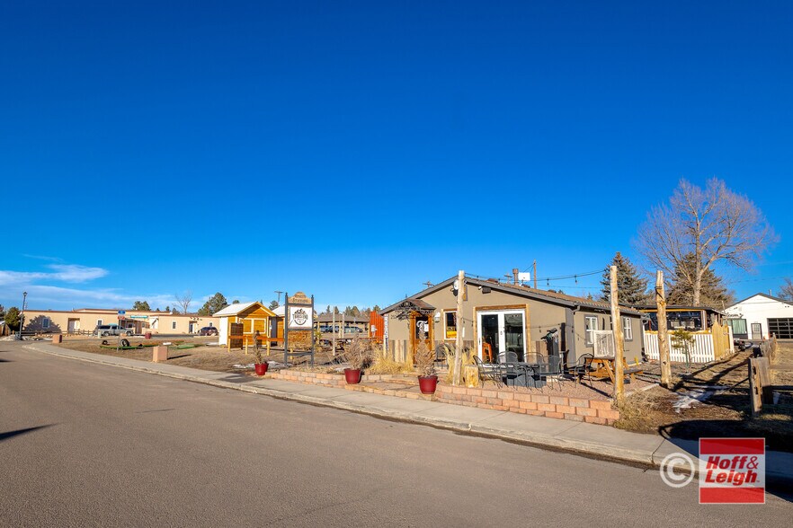 More Photos Of 252 Front St, Monument Freestanding For Sale