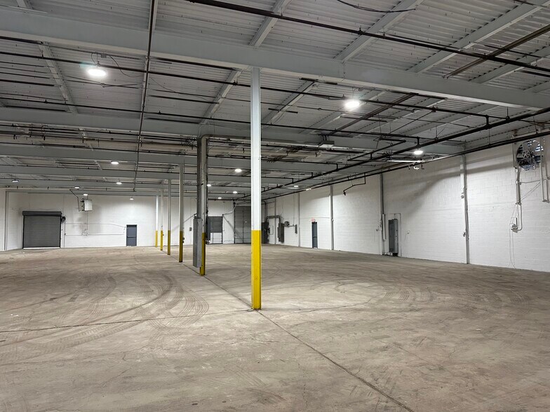 More Photos Of 1112 Lousons Rd, Union Township Warehouse For Lease