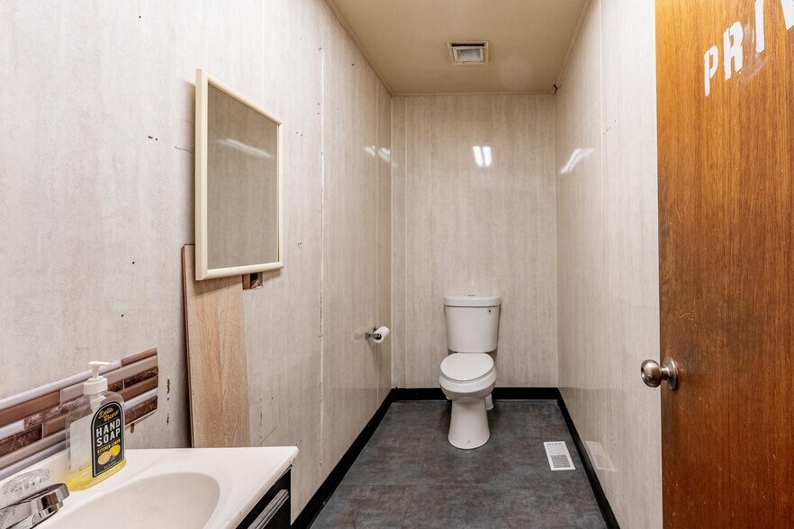 More Photos Of 503 W 7th St, Walsenburg Restaurant For Sale