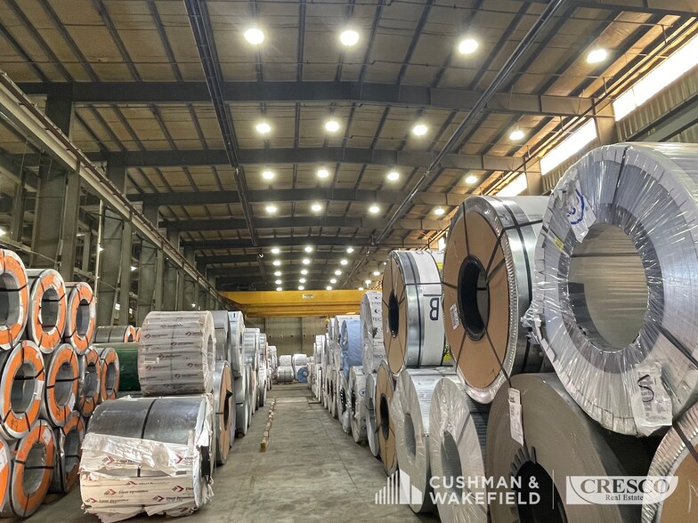 More Photos Of 9000 Brookpark Rd, Cleveland Manufacturing For Lease