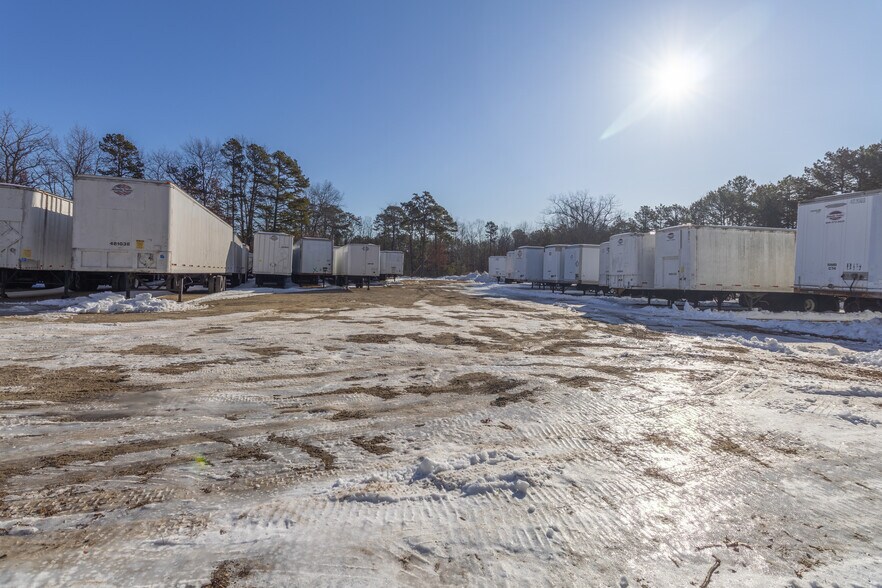 More Photos Of 500 Industrial Dr, Chesilhurst Land For Lease