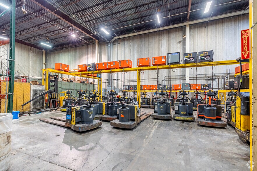 More Photos Of 1270 KY-192, London Refrigeration Cold Storage For Sale