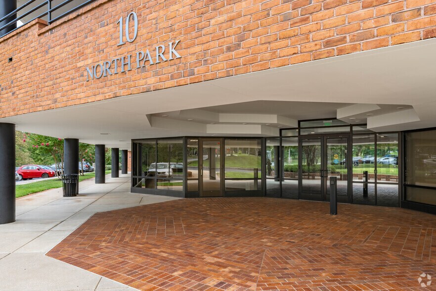 More Photos Of 4 N Park Dr, Hunt Valley Unknown For Lease