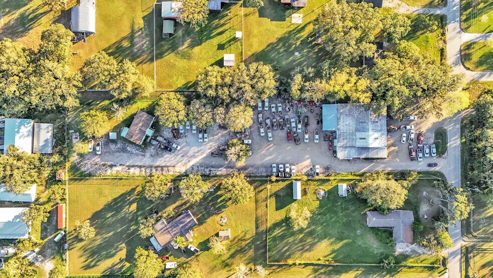 More Photos Of 705 Jerry Smith Rd, Dover Light Manufacturing For Sale