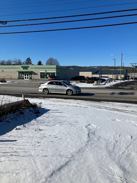 More Photos Of 204 Lake St, Penn Yan Land For Sale