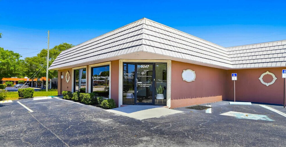 More Photos Of 5023-5047 Central Ave, Saint Petersburg Medical For Lease