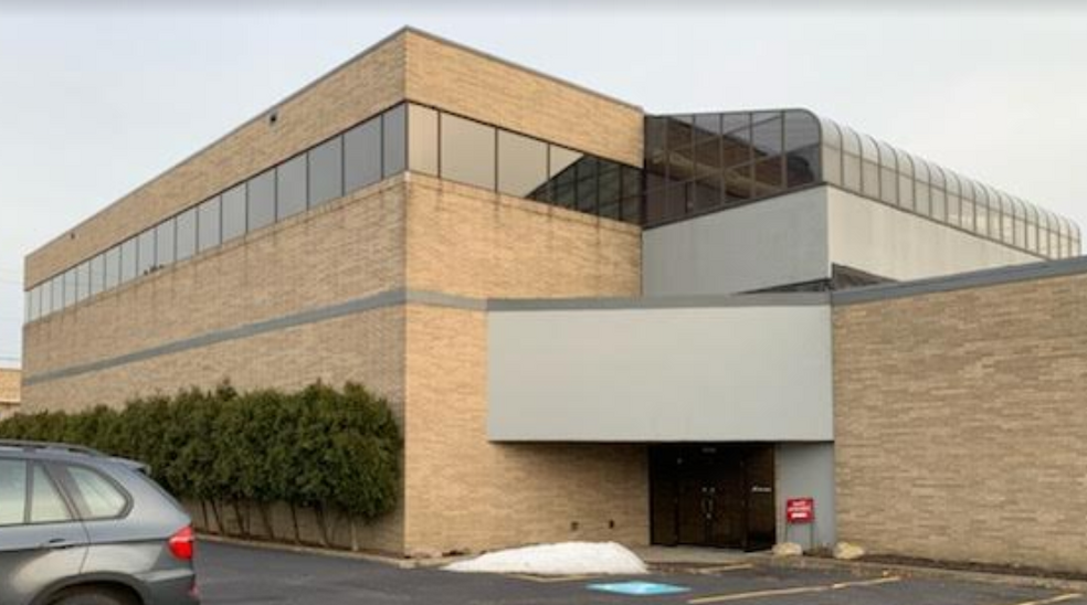 Primary Photo Of 23330 Commerce Park, Beachwood Office For Lease