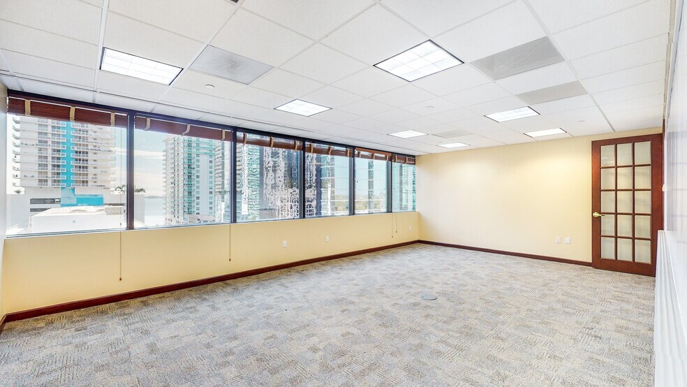 More Photos Of 1200 Brickell Ave, Miami Office For Sale