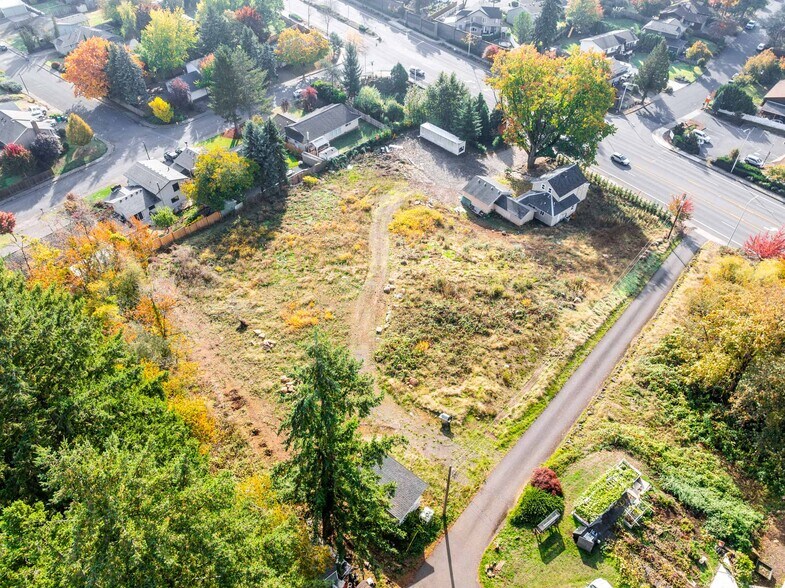 More Photos Of 12533 SE Sunnyside Rd, Happy Valley Flex For Sale