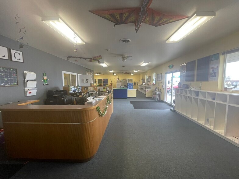 More Photos Of 3202 12th Avenue Rd, Nampa Light Distribution For Sale