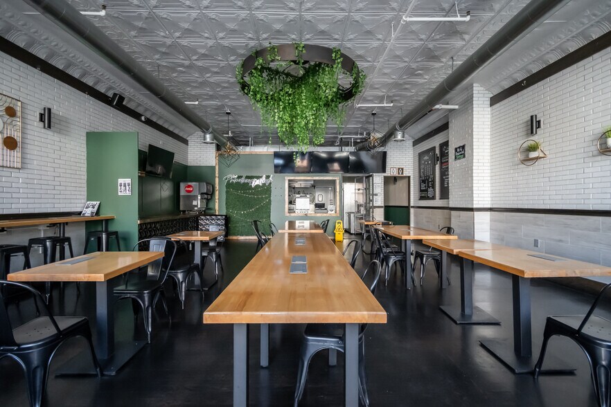 More Photos Of 350 E Broad St, Athens Restaurant For Lease