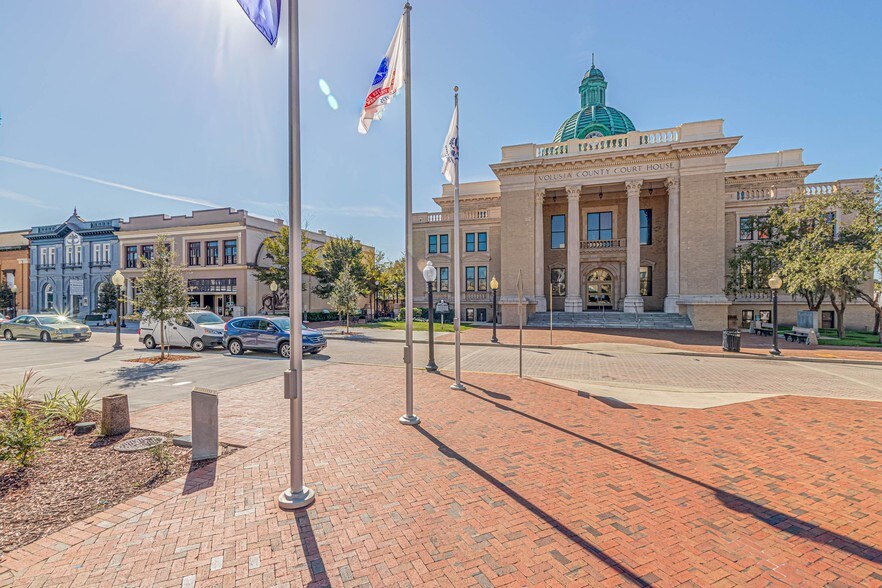 More Photos Of 110 W Indiana Ave, Deland Office For Lease