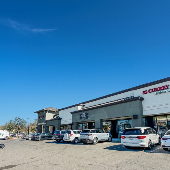 More Photos Of 115 E Dorset Dr, Dixon Freestanding For Lease