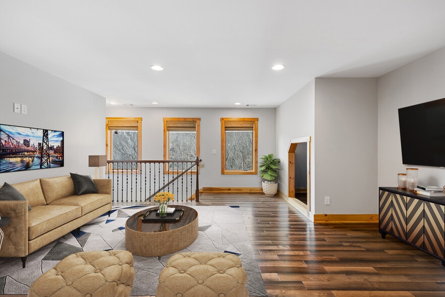 More Photos Of 5735 Archer Ave, Cumming Apartments For Sale