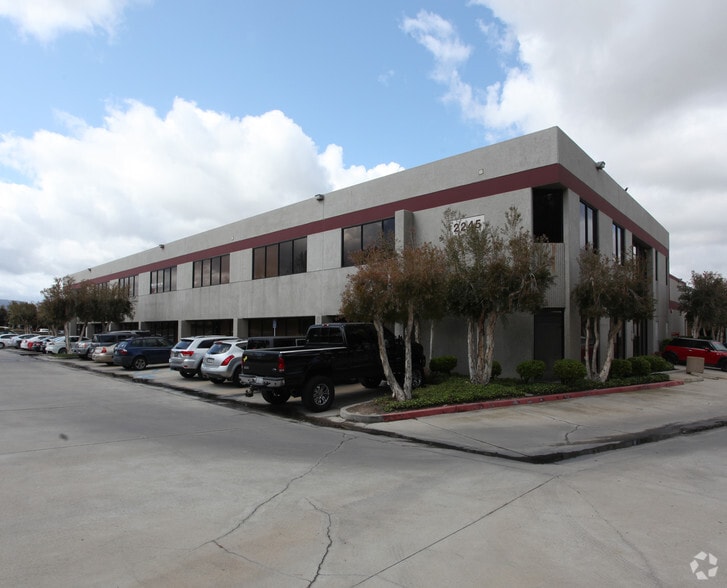 More Photos Of 2245 1st St, Simi Valley Office For Lease