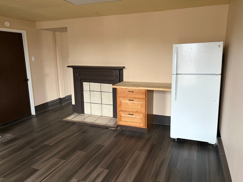 More Photos Of 671 5th St, Oakmont Apartments For Sale