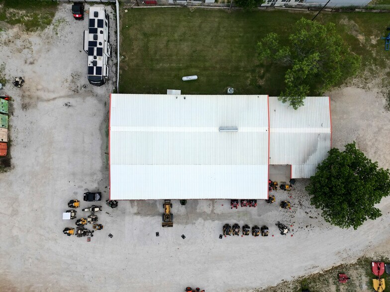 More Photos Of 3456 S Burleson Blvd, Alvarado Freestanding For Sale