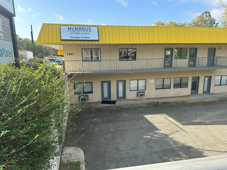 More Photos Of 1231-1241 W Tharpe St, Tallahassee Self Storage For Lease