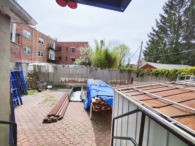 More Photos Of 80-12 51st Ave, Elmhurst Warehouse For Sale