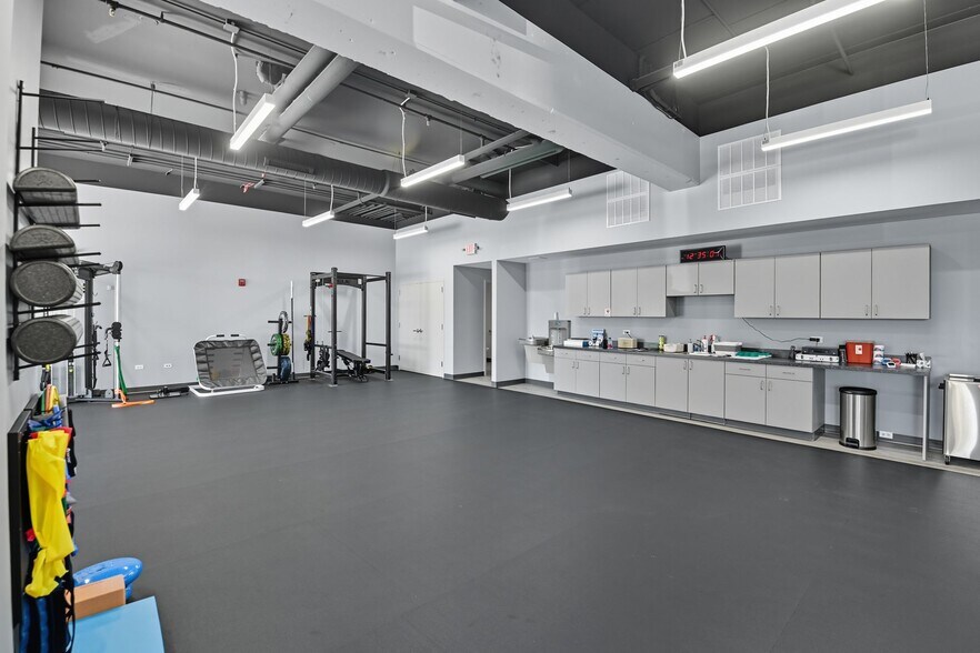 More Photos Of 7020-7086 W 183rd St, Tinley Park Apartments For Sale