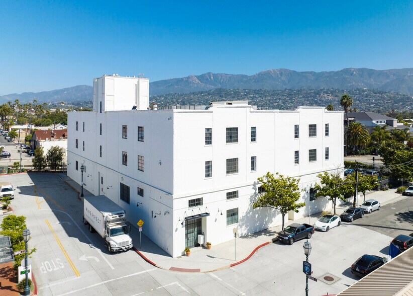 More Photos Of 25 E Mason St, Santa Barbara Research And Development For Lease