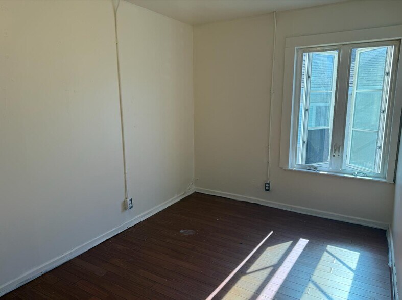 More Photos Of 623-625 S 2nd St, San Jose Dormitory For Sale