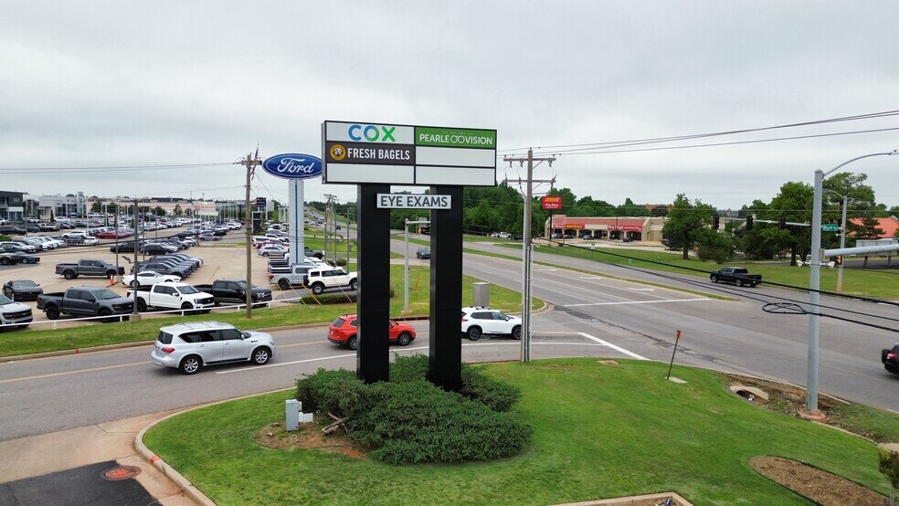 More Photos Of 8503-8549 N Rockwell Ave, Oklahoma City Unknown For Lease