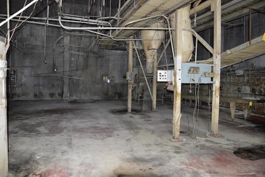 More Photos Of 138 W 21st St, Hazleton Warehouse For Lease