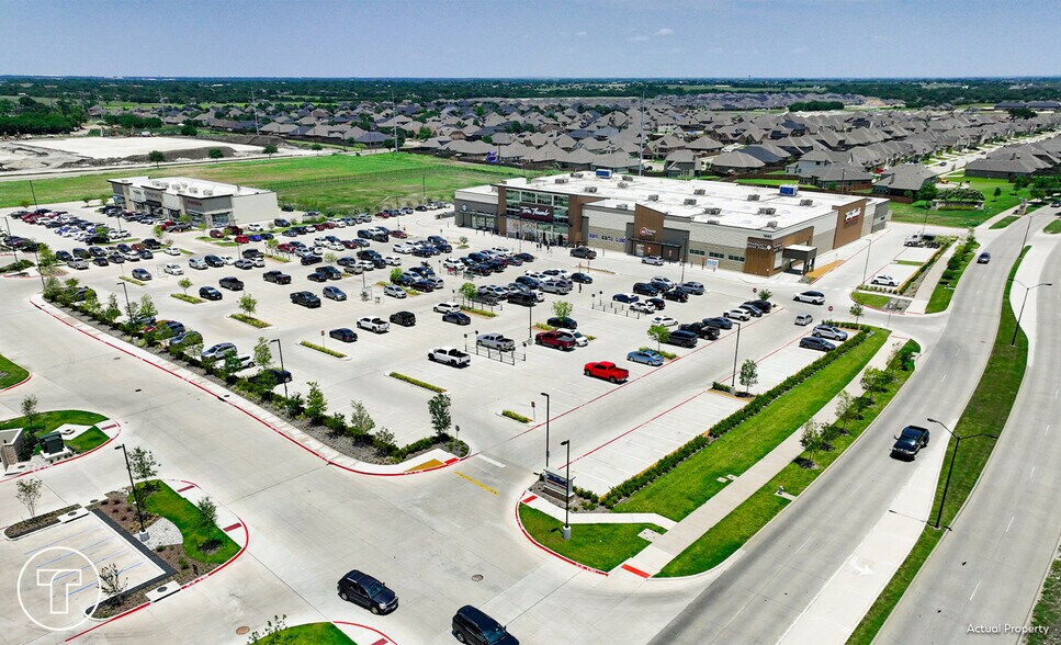 More Photos Of NEC North Grove & US 77, Waxahachie Freestanding For Sale