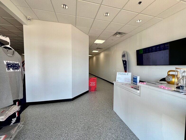 More Photos Of 4606-4640 Lebanon Pike, Hermitage Freestanding For Lease