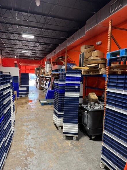 More Photos Of 669-679 W 26th St, Hialeah Warehouse For Sale