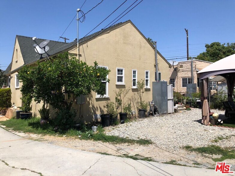 More Photos Of 1618 S Burnside Ave, Los Angeles Apartments For Sale