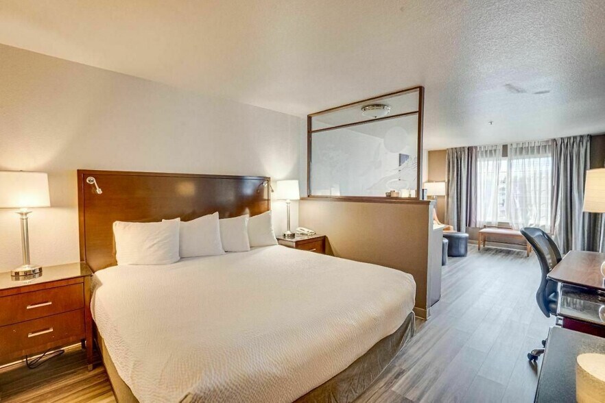 More Photos Of 3430 NE Hwy 101, Lincoln City Hospitality For Sale