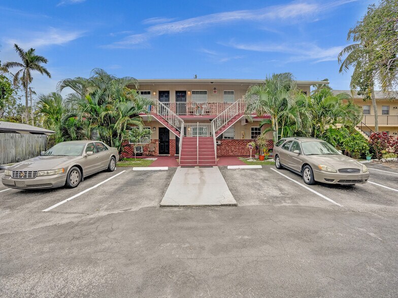 Primary Photo Of 1211 NE 23rd Ave, Pompano Beach Apartments For Sale