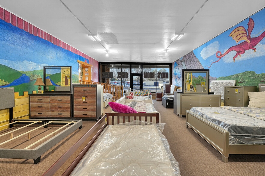 More Photos Of 1127 NW Cache Rd, Lawton General Retail For Sale